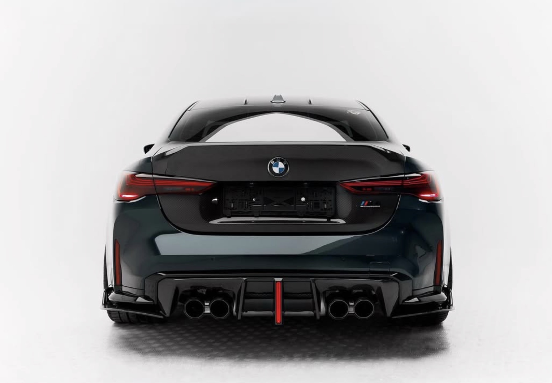 BMW M4 купе exterior detail