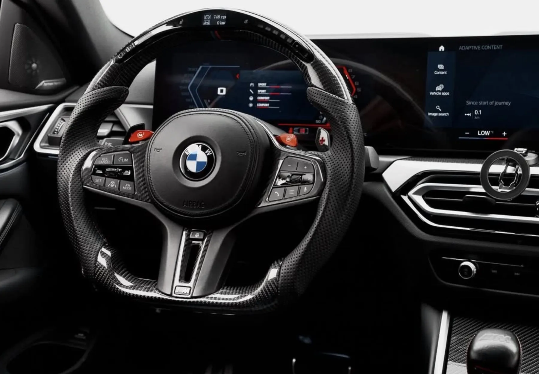 BMW M4 купе rear seats and details