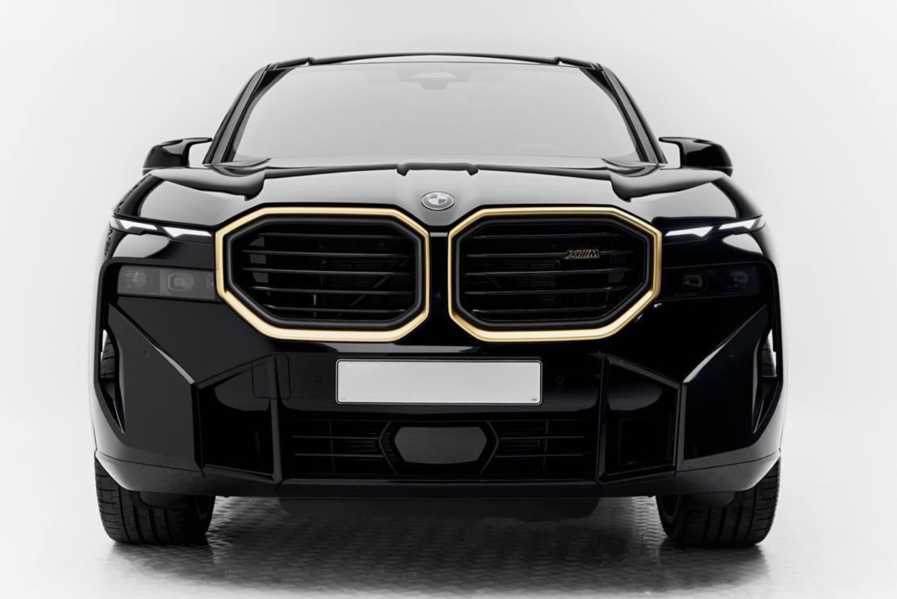 BMW XM front view