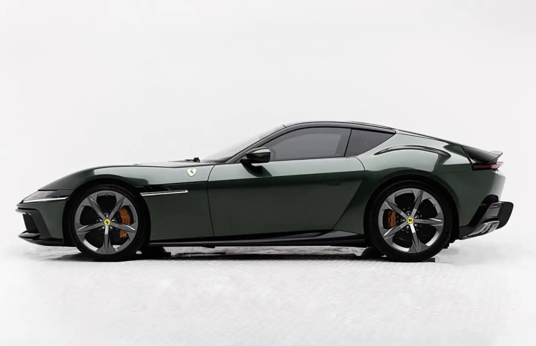 Ferrari 12 Cilindri rear view