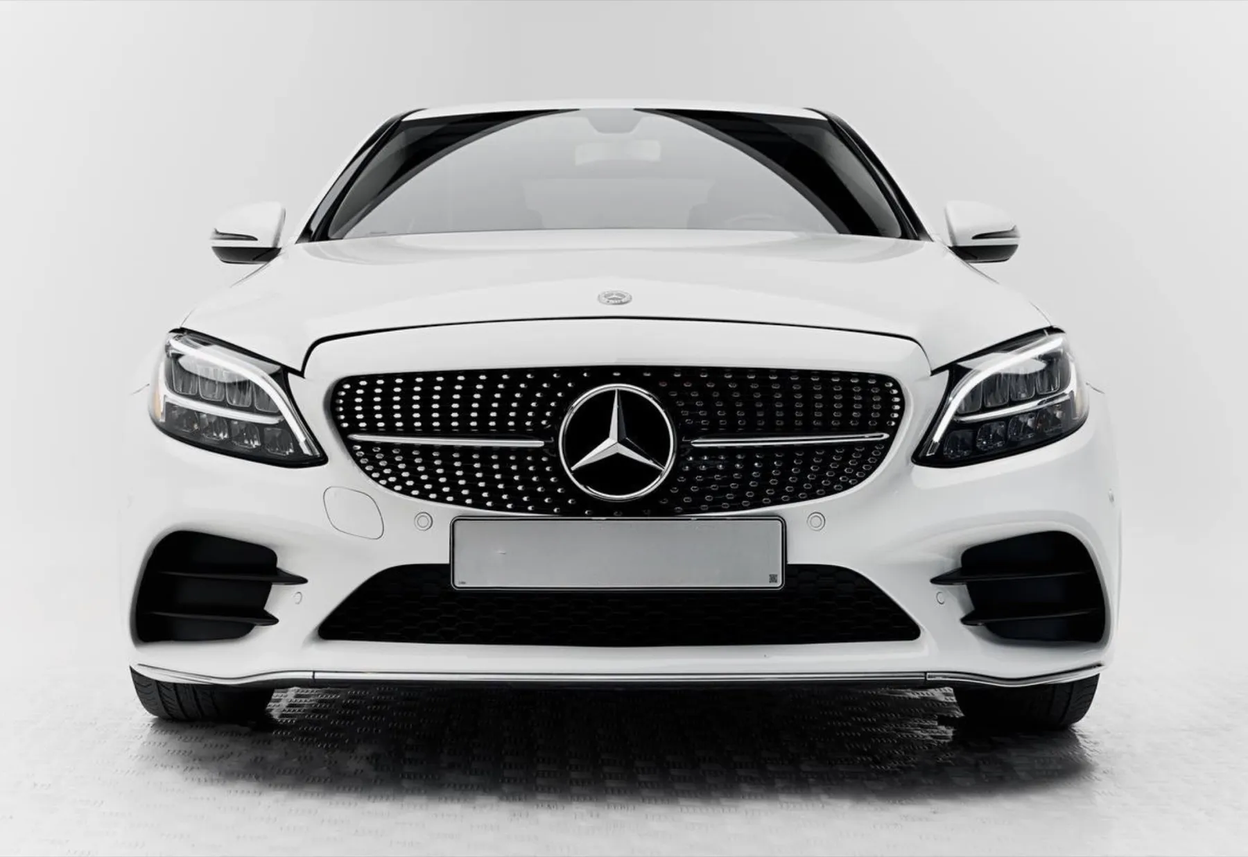 Mercedes C300 front view