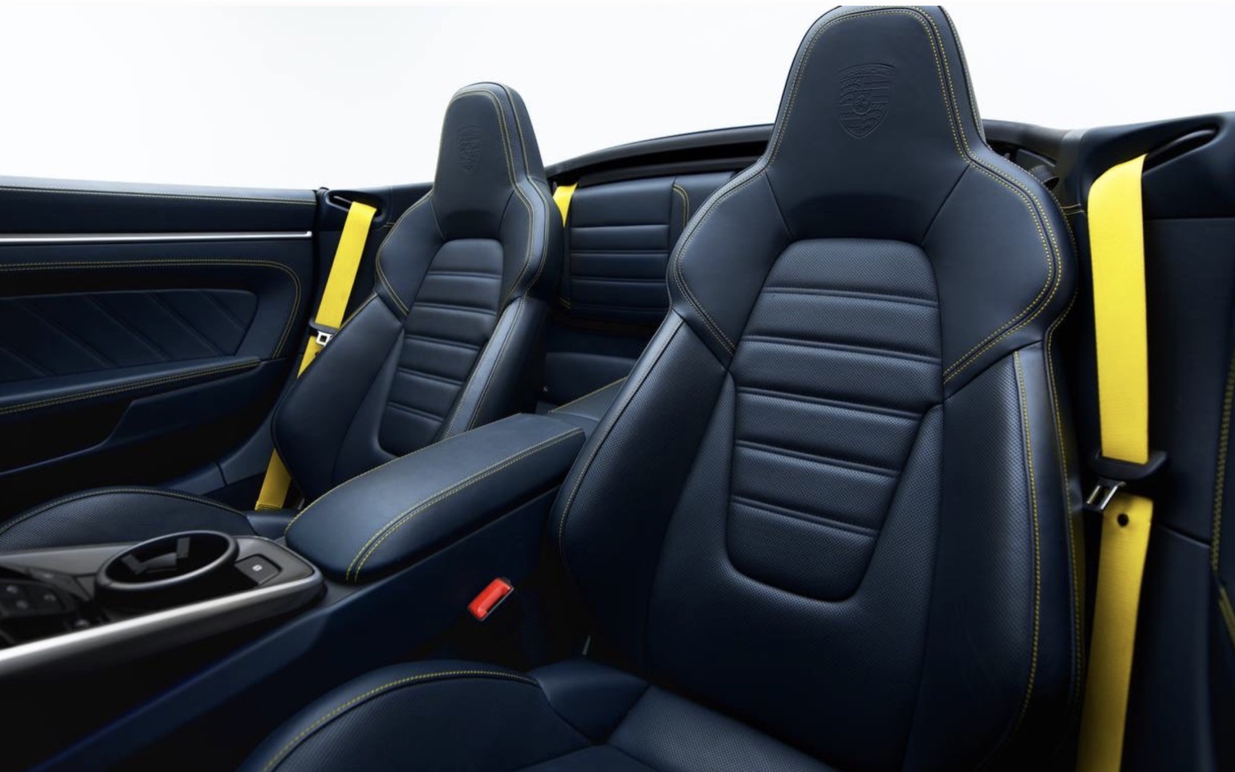 Porsche 911 Turbo S Spyder кокпит details