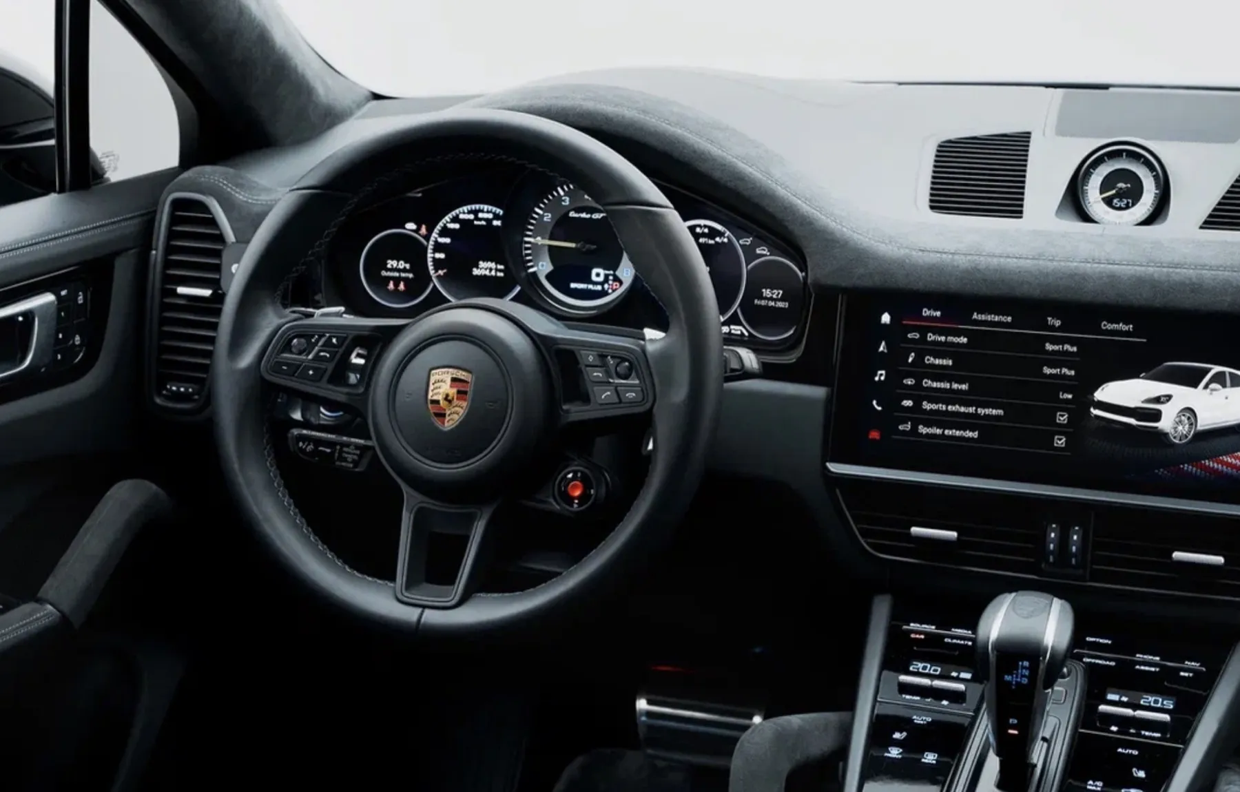 Porsche Cayenne Turbo GT кокпит details