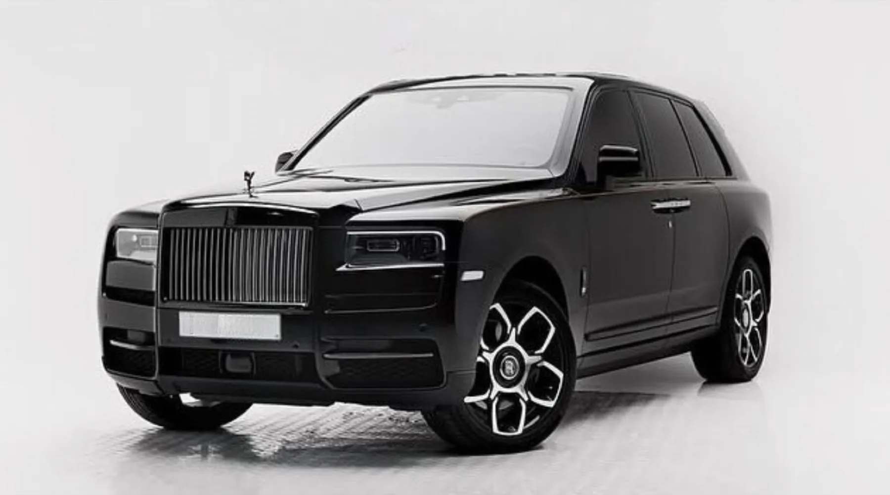 Rolls-Royce Cullinan main view