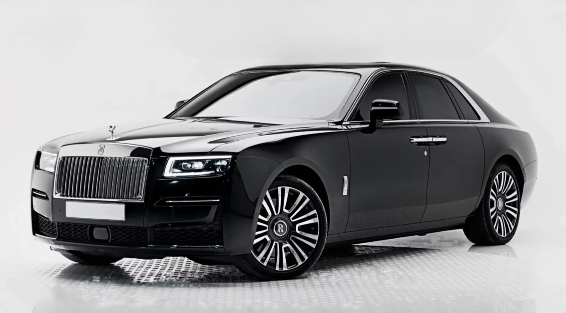 Rolls-Royce Ghost V main view