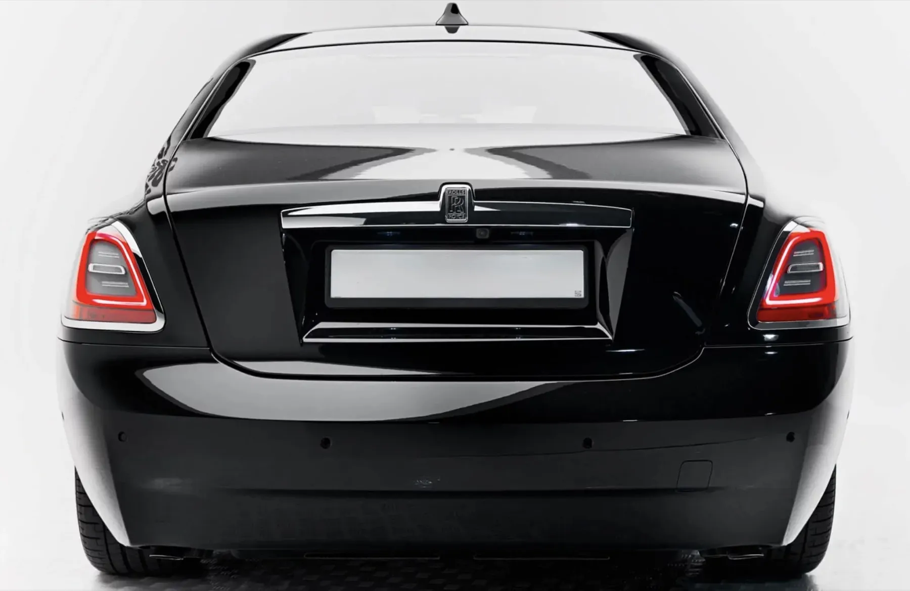 Rolls-Royce Ghost V rear view
