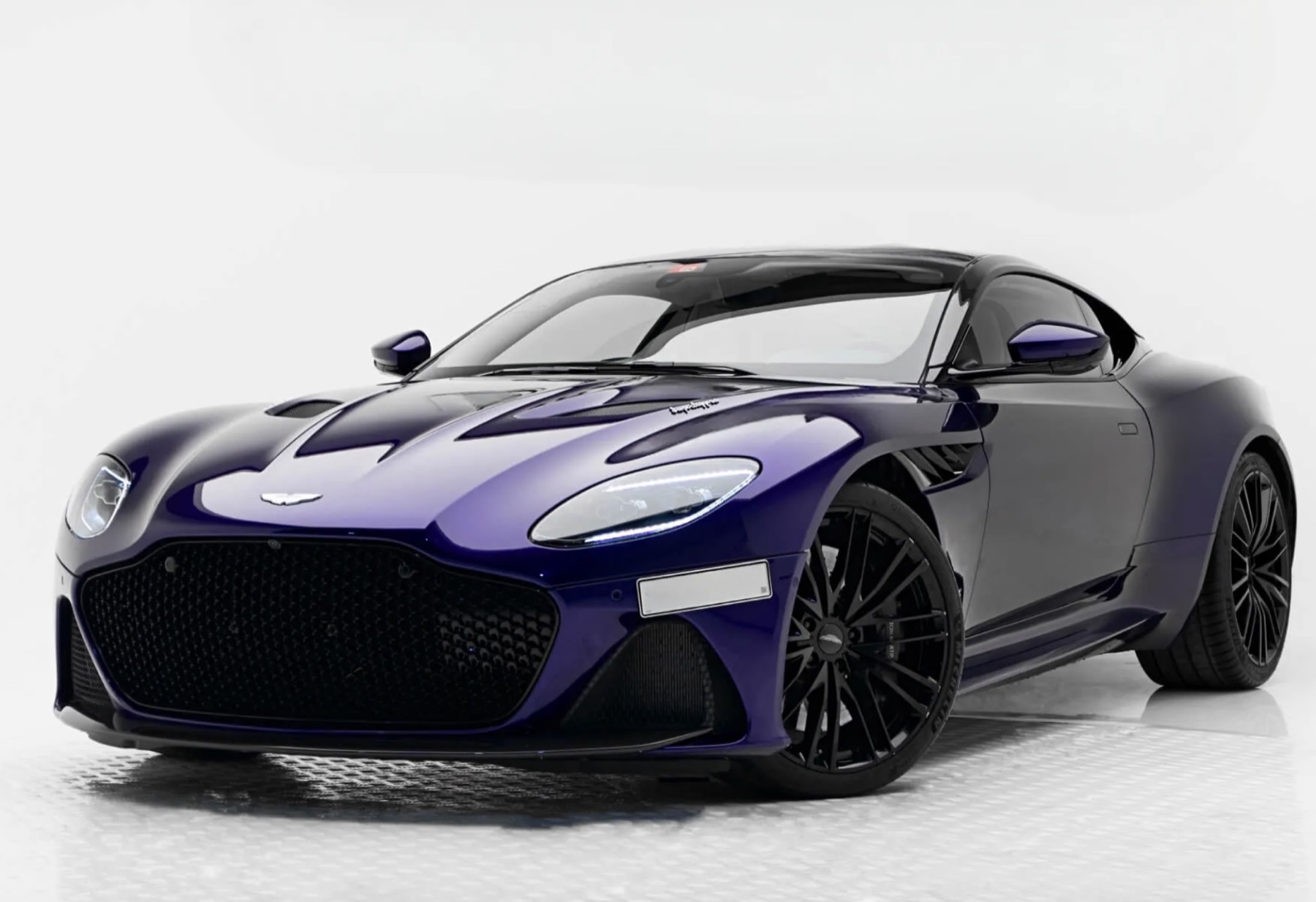 Aston Martin DBS