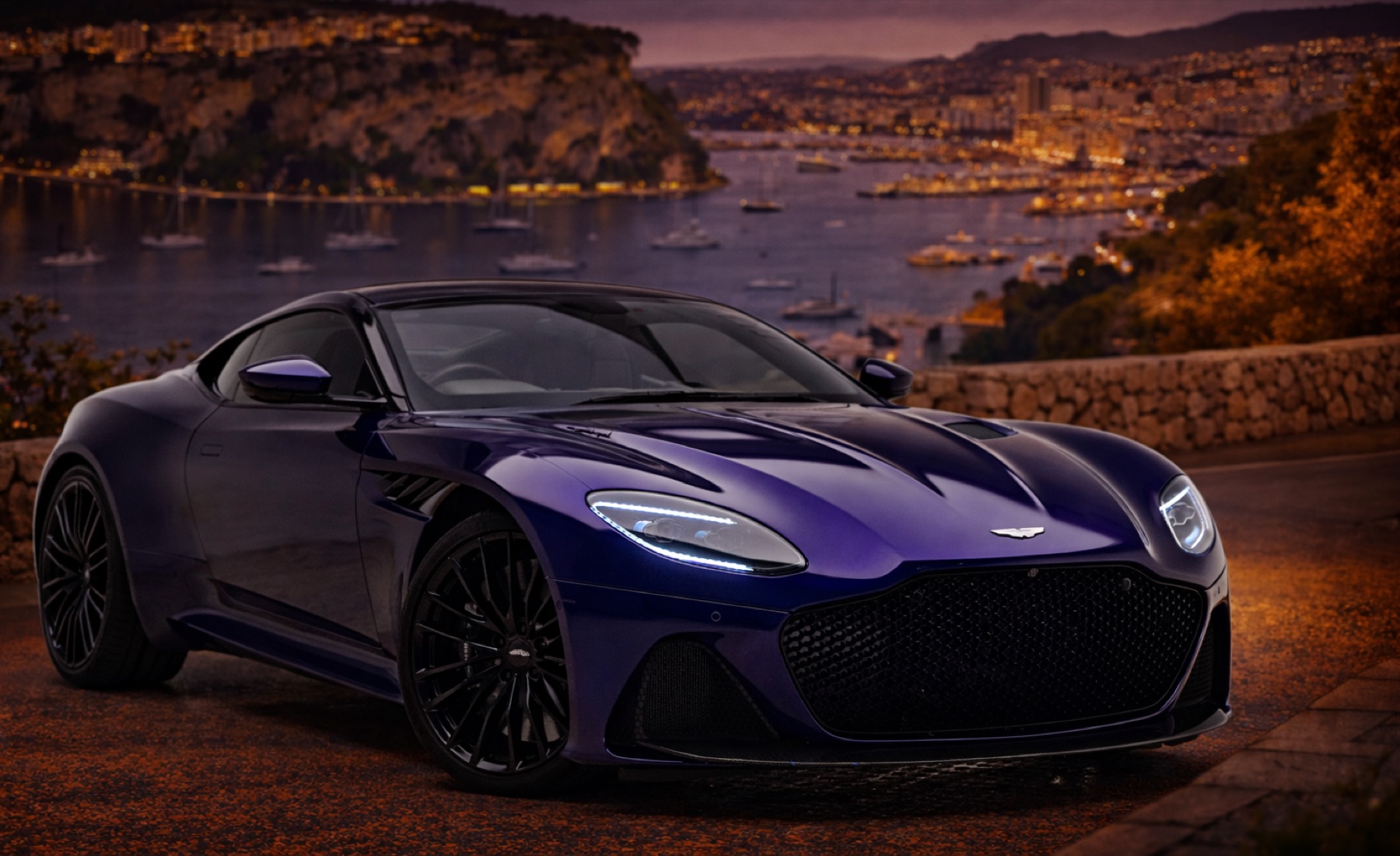 Коллекция Aston Martin