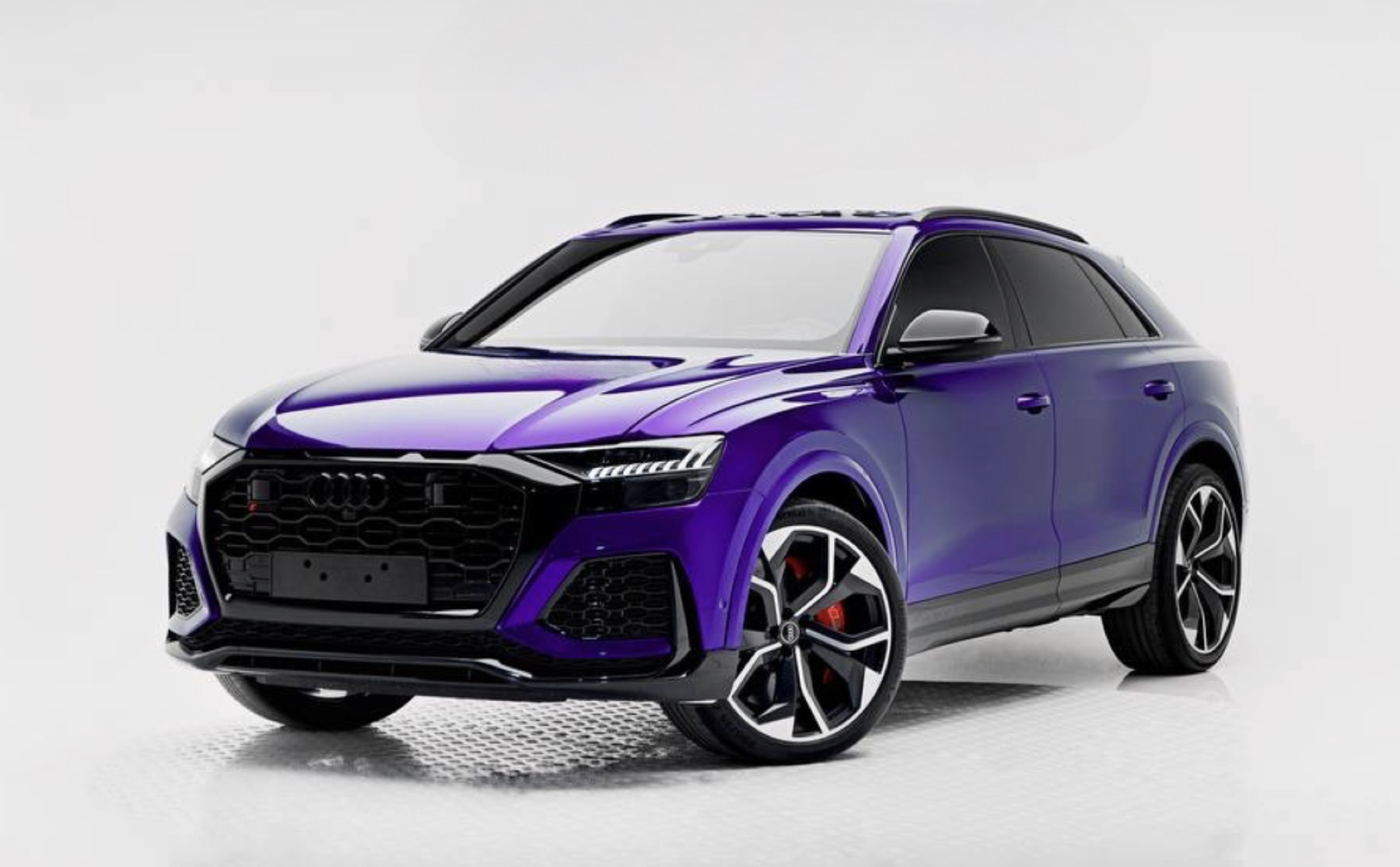 Audi RSQ8 main view