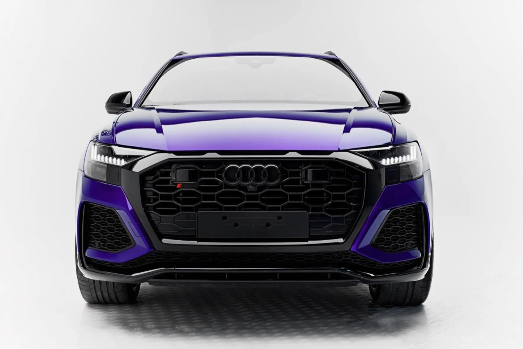Audi RSQ8 rear view