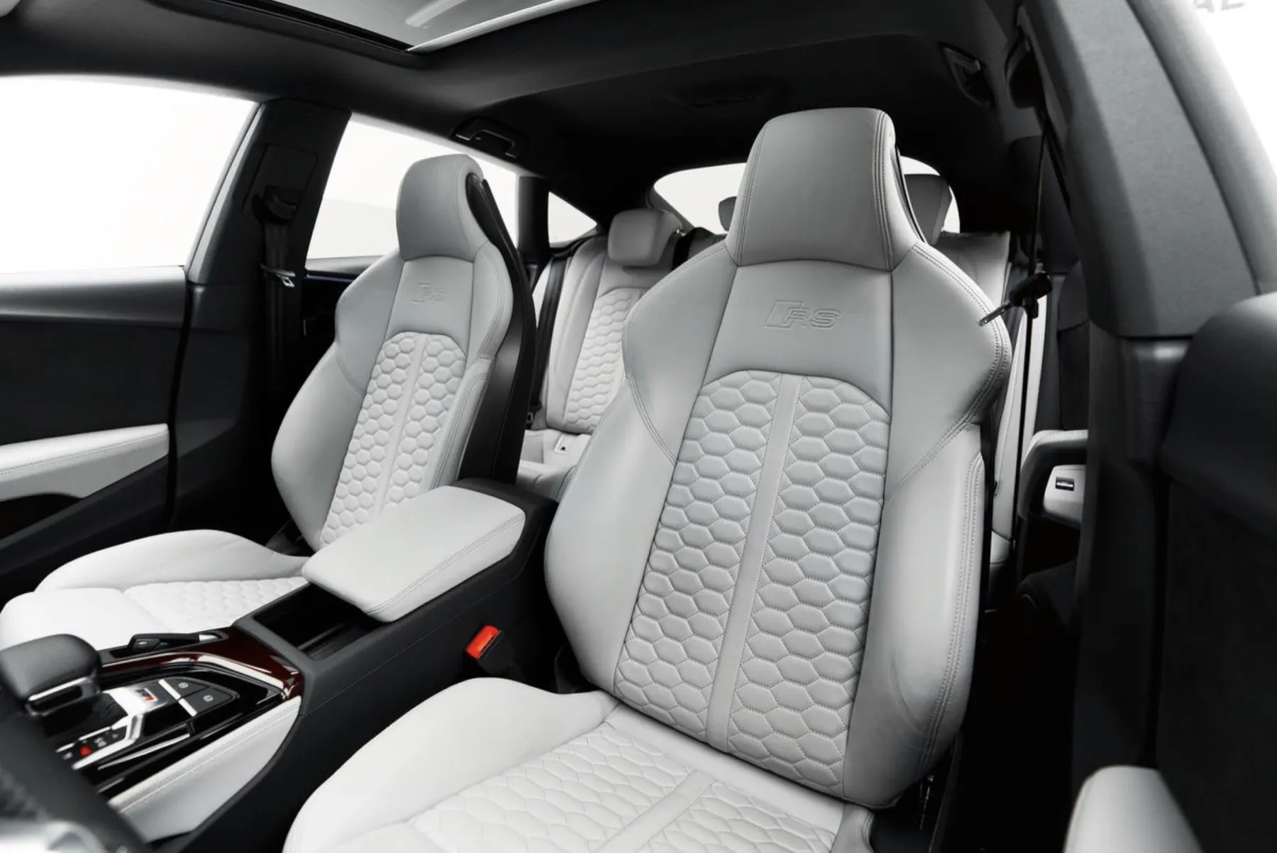 Audi S5 steering wheel interior