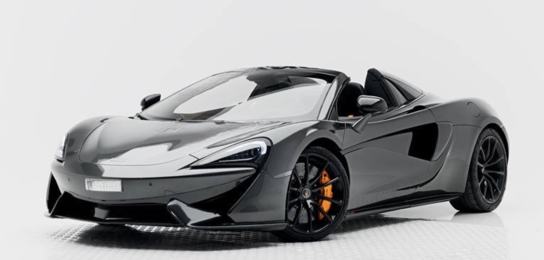 McLaren 570S main view