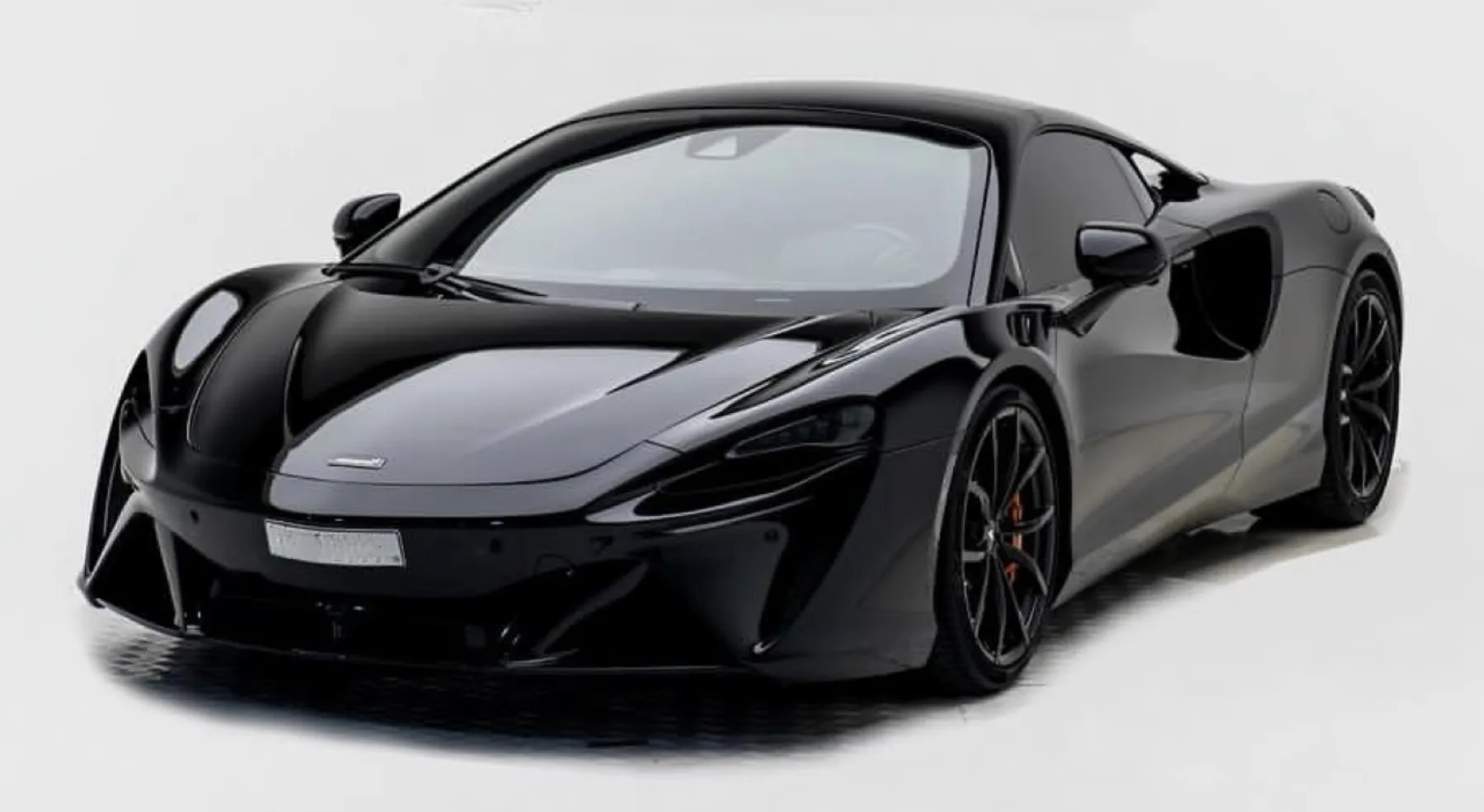 McLaren Artura main view