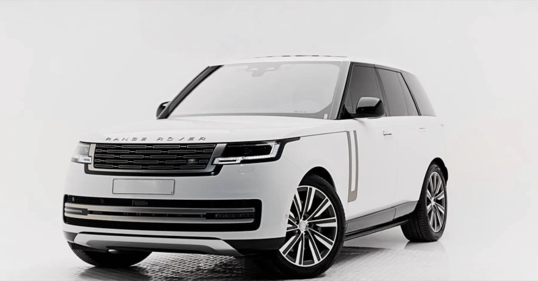 Range Rover Vogue main view
