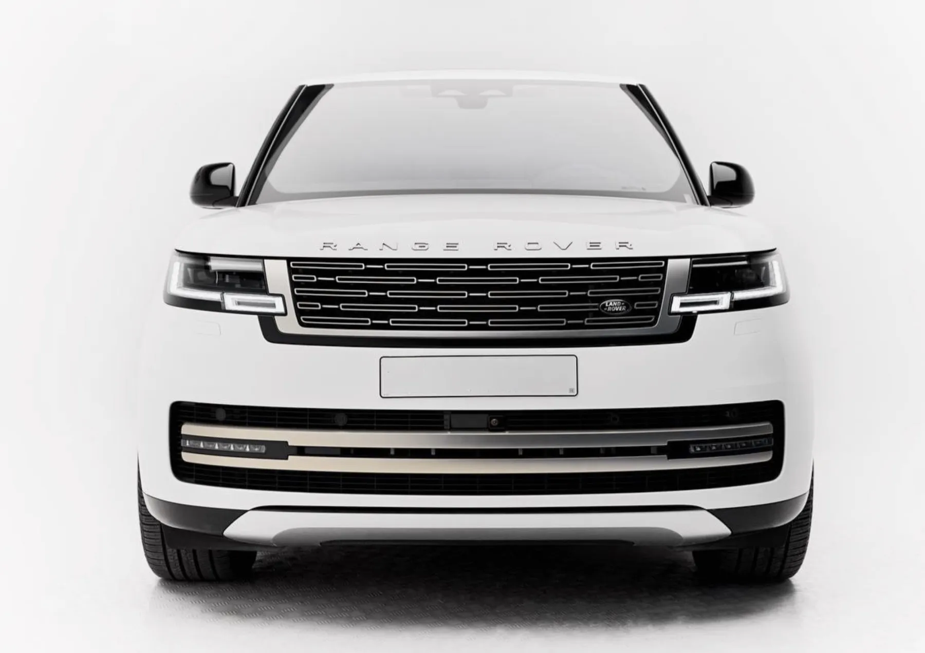 Range Rover Vogue rear view